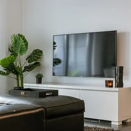 Apartment Huswell - Modern Near The